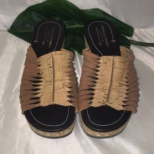 LADIES DONALD J PLINER WEDGES